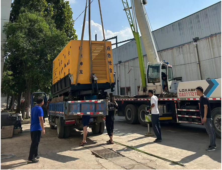 郑州乐鱼（中国）官方泵业随蓝天救援队去往河北省涿州市